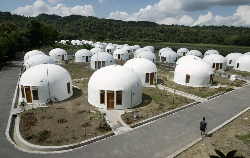 70-dome-houses-were-built-for-villagers-who-lost-their-houses-to-an-earthquake-in-indonesias-ancient-city-of-yogyakarta-the-monolithic-domes-can-withstand-earthquakes-and-winds-up-to-190-mph