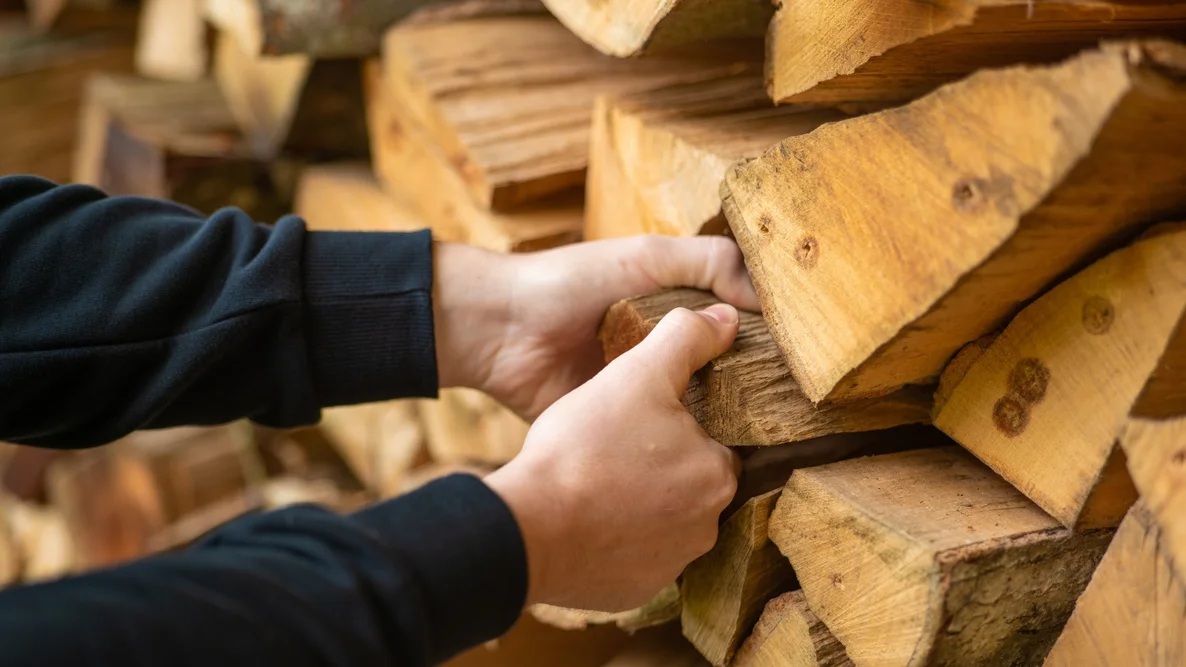 Heat Values And Wood-Burning Tips: Best Firewood For Woodburning Fireplaces