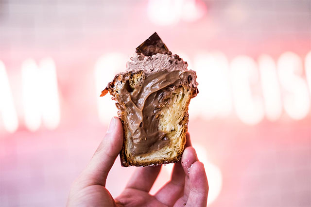 mr-holmes-choc-cruffin